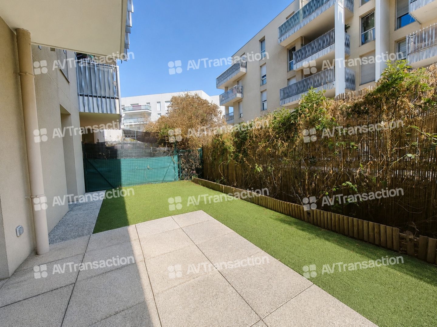 T2 45m² AVEC JARDIN PRIVATIF - Livré en 2013 - Cave - Garage