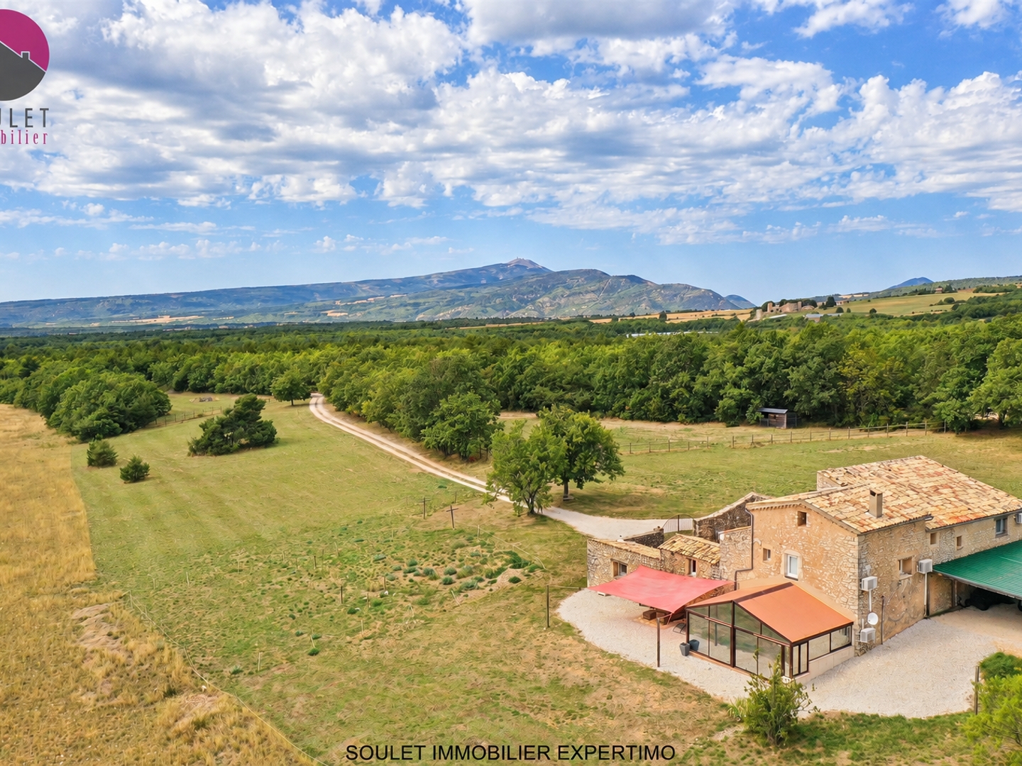 Maison à vendre - 7 pièces - 221m2 - Bédoin (84410)