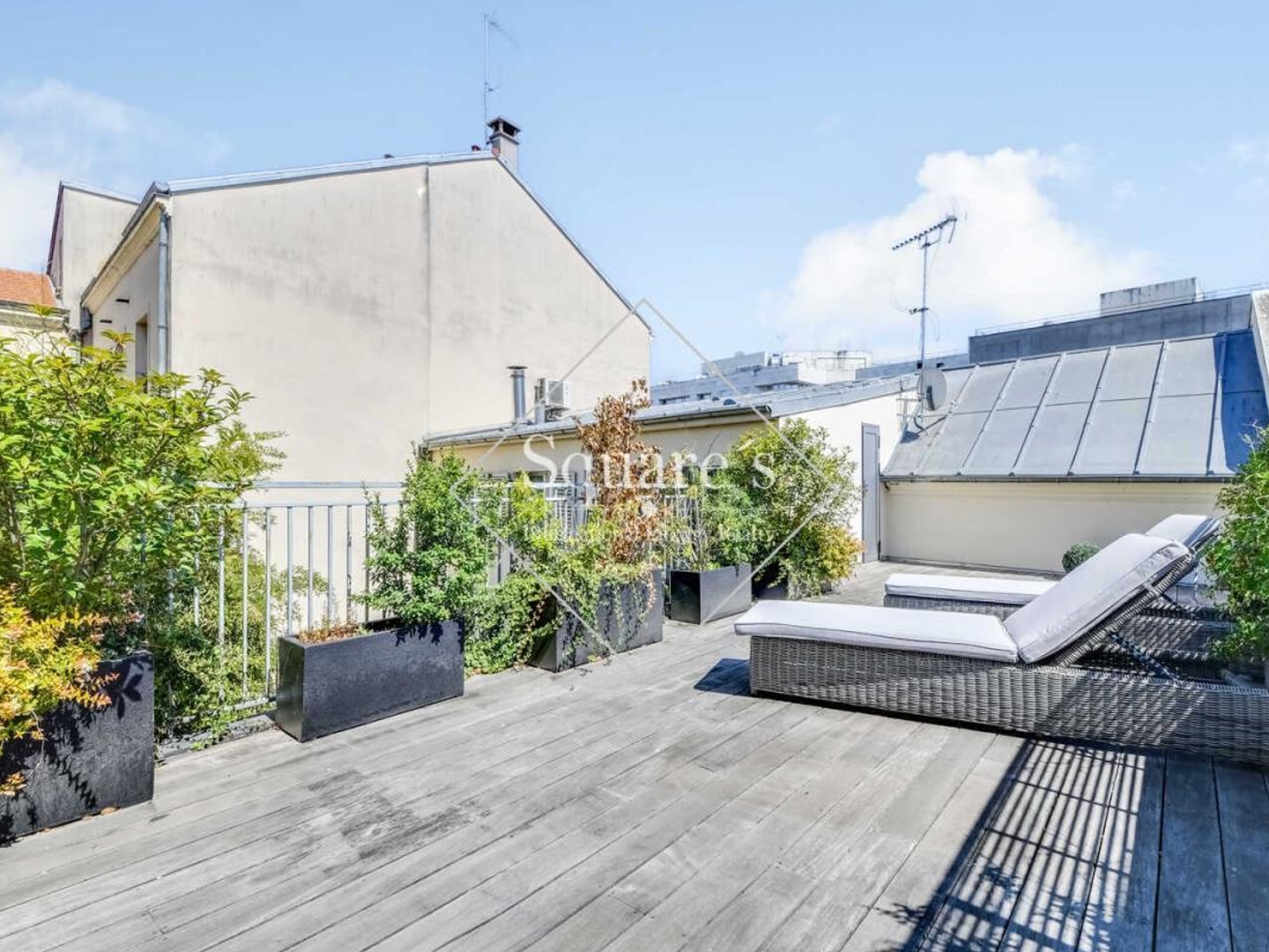 Maison à vendre - 9 pièces - 385m2 - Puteaux (92800)