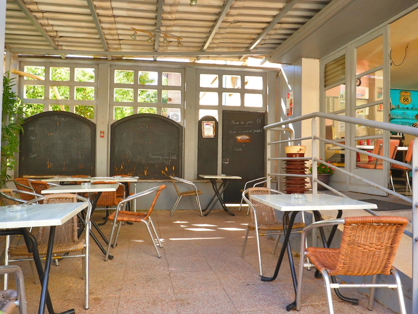 Immeuble à vendre - 4 pièces - 200m2 - Saint-Vallier (26240)