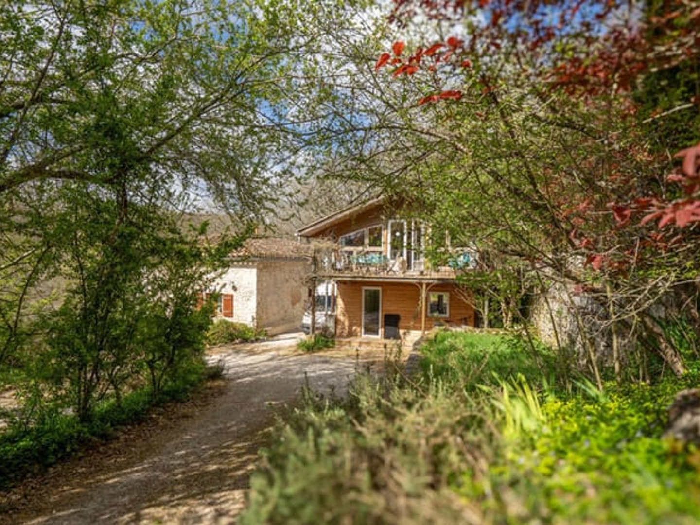 Maison à vendre - 9 pièces - 180m2 - Montaigu-De-Quercy (82150)