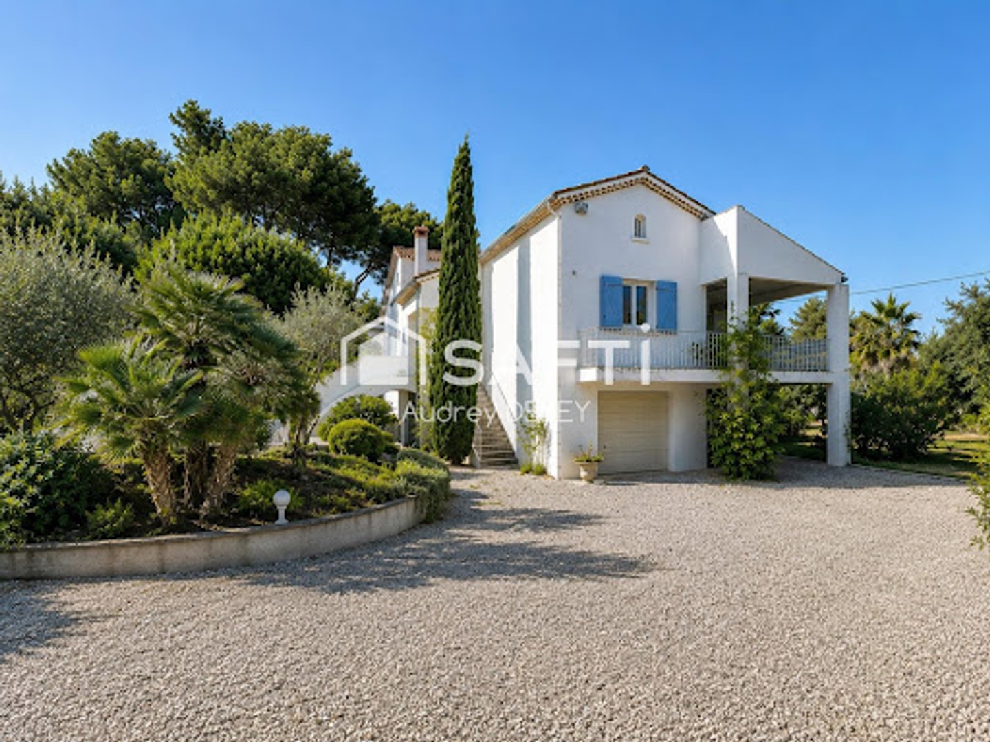 Maison à vendre - 8 pièces - 190m2 - Sanary-Sur-Mer (83110)
