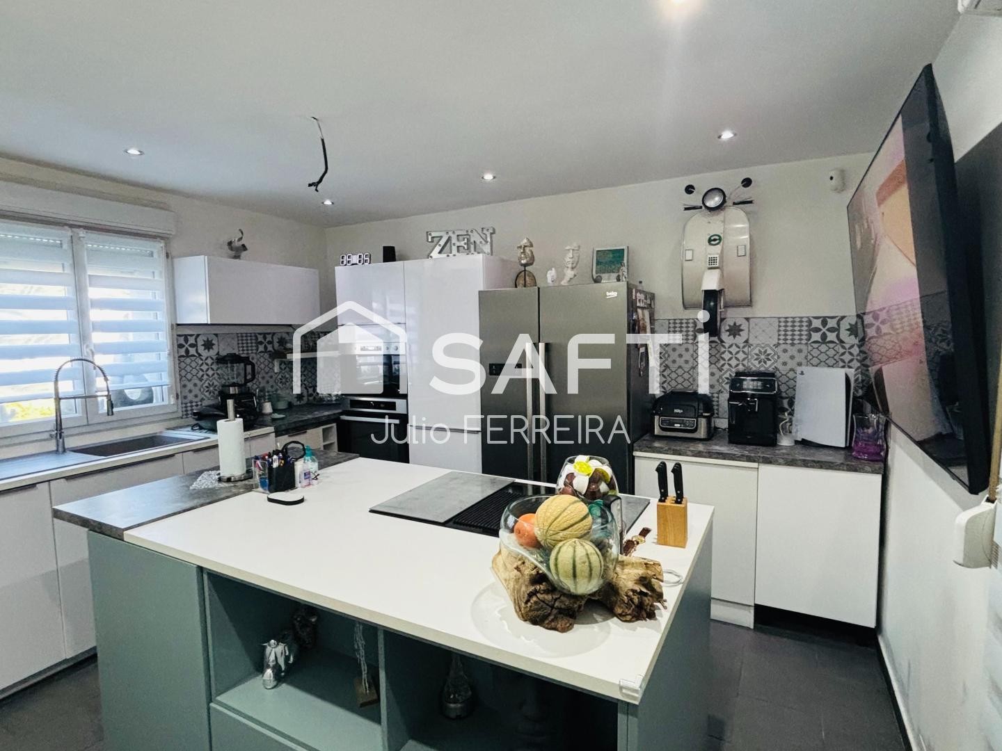 BEAU PAVILLON MODERNE