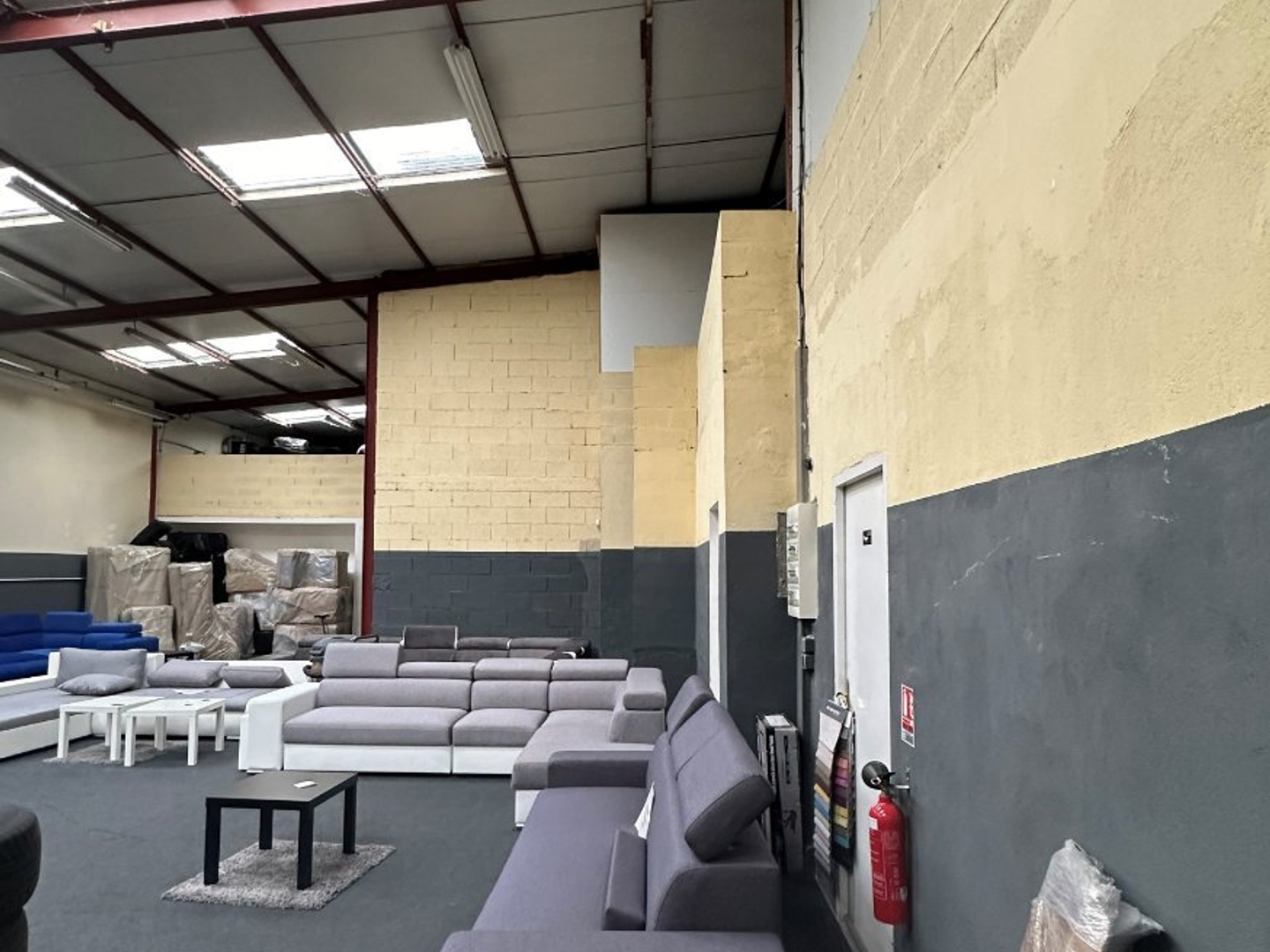 A VENDRE - ENSEMBLE IMMOBILIER