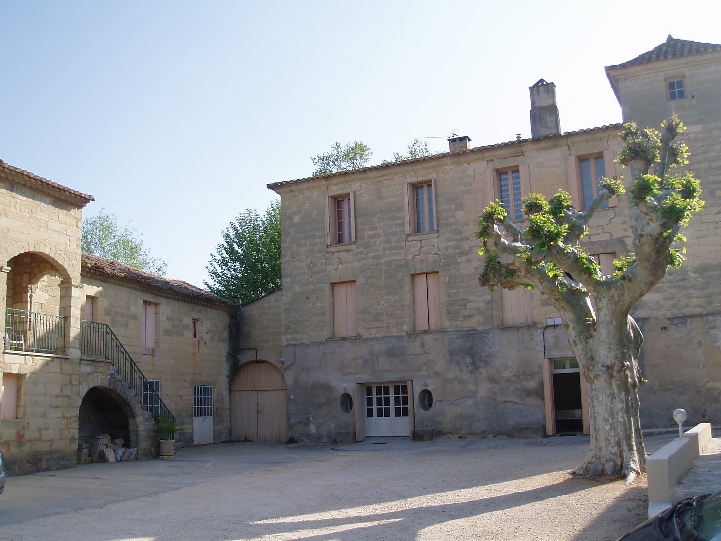 Autre à vendre - 30 pièces - 915m2 - Uzès (30700)