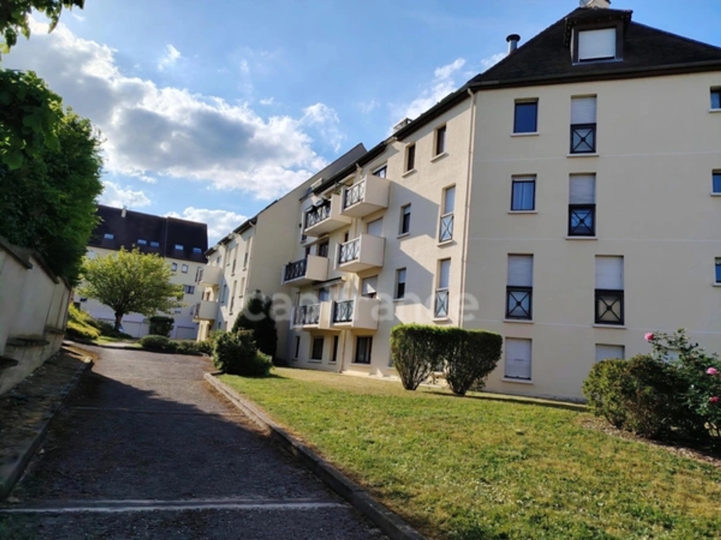 Appartement 4 pièces 97 m²