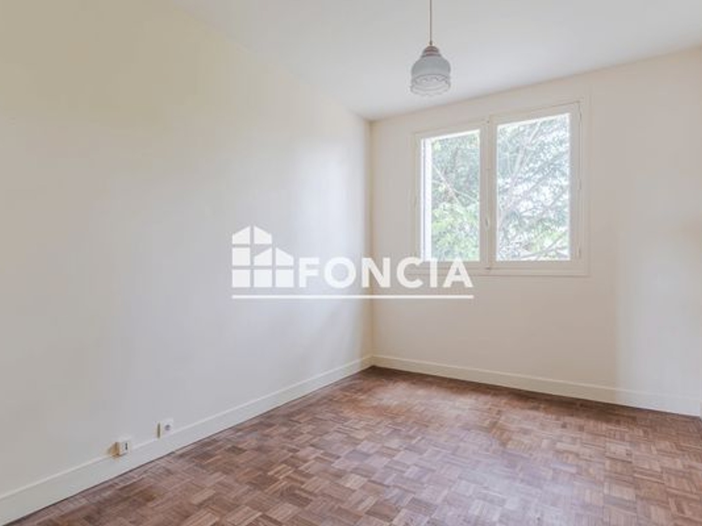 Appartement à vendre - 5 pièces - 84m2 - Tours (37000)