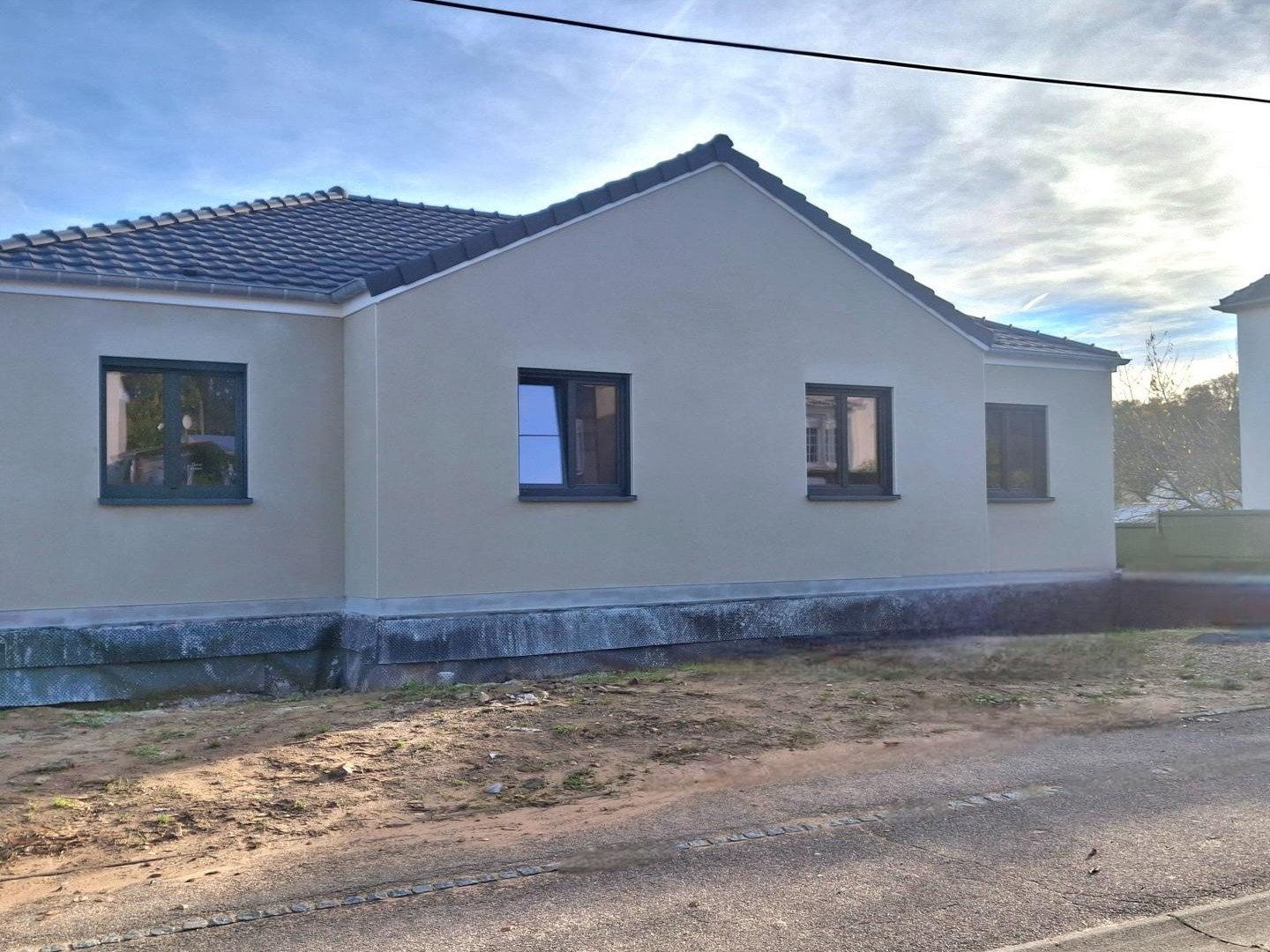 Maison 106 m2, avec terrasse et parking