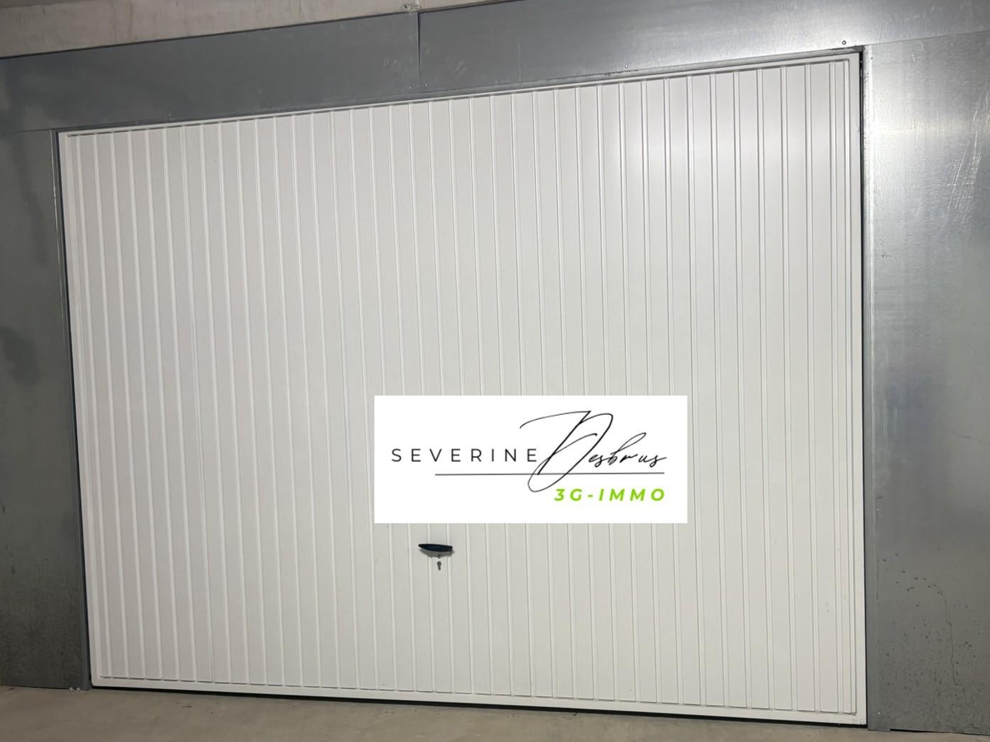 Parking / garage / box à vendre - 23m2 - Vaujany (38114)