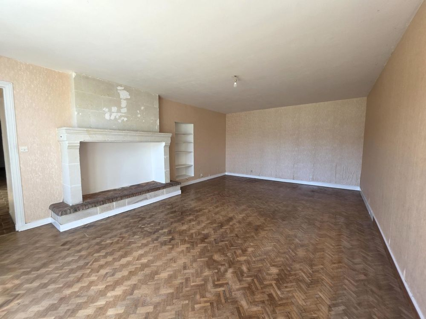 Maison à vendre - 6 pièces - 158m2 - Noyant-Villages (49490)