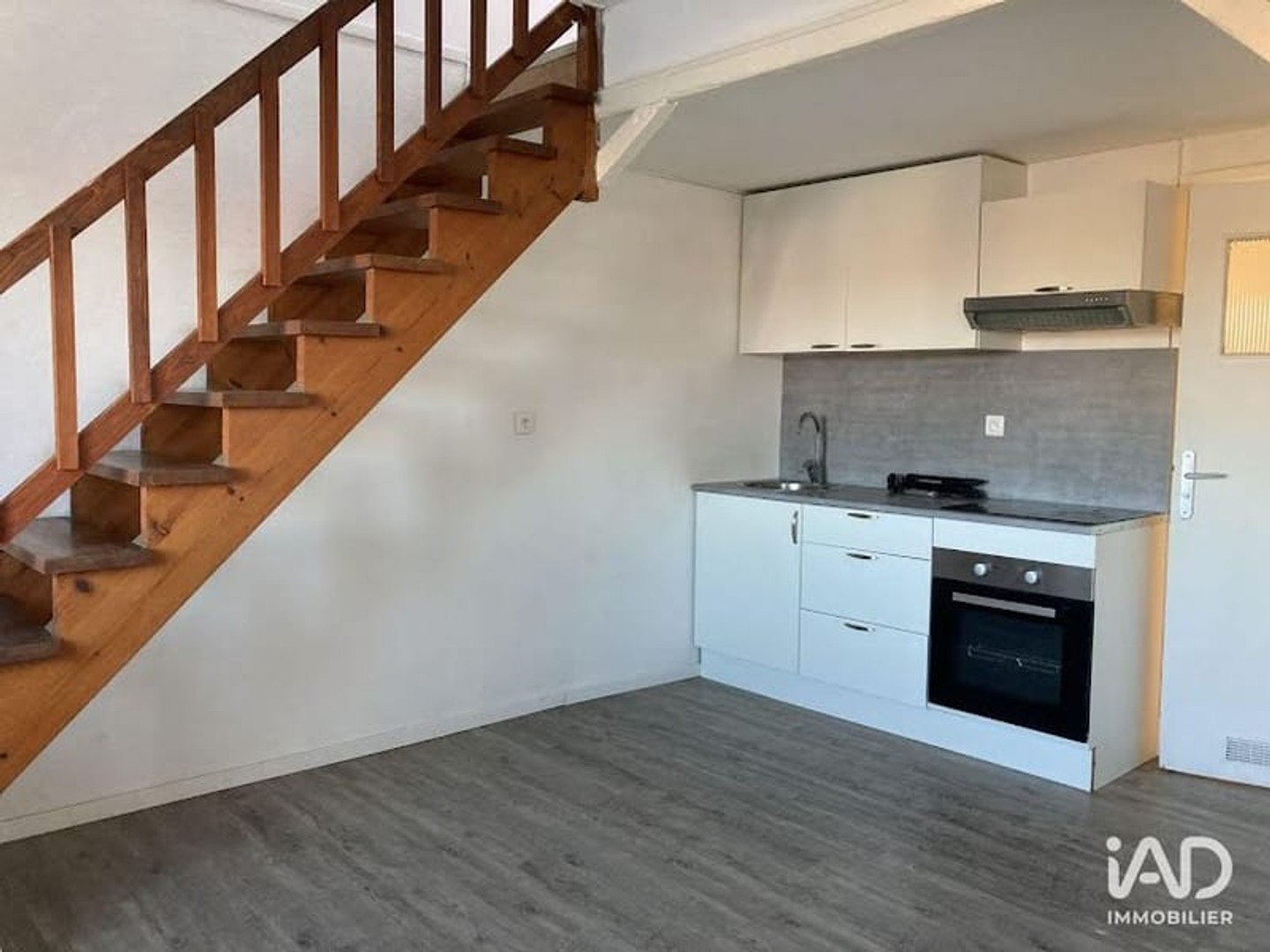 Commerce 2 pièces 44 m²