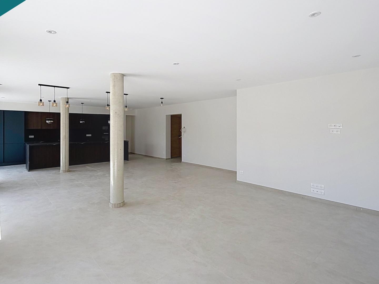Maison à vendre - 6 pièces - 205m2 - Gueux (51390)