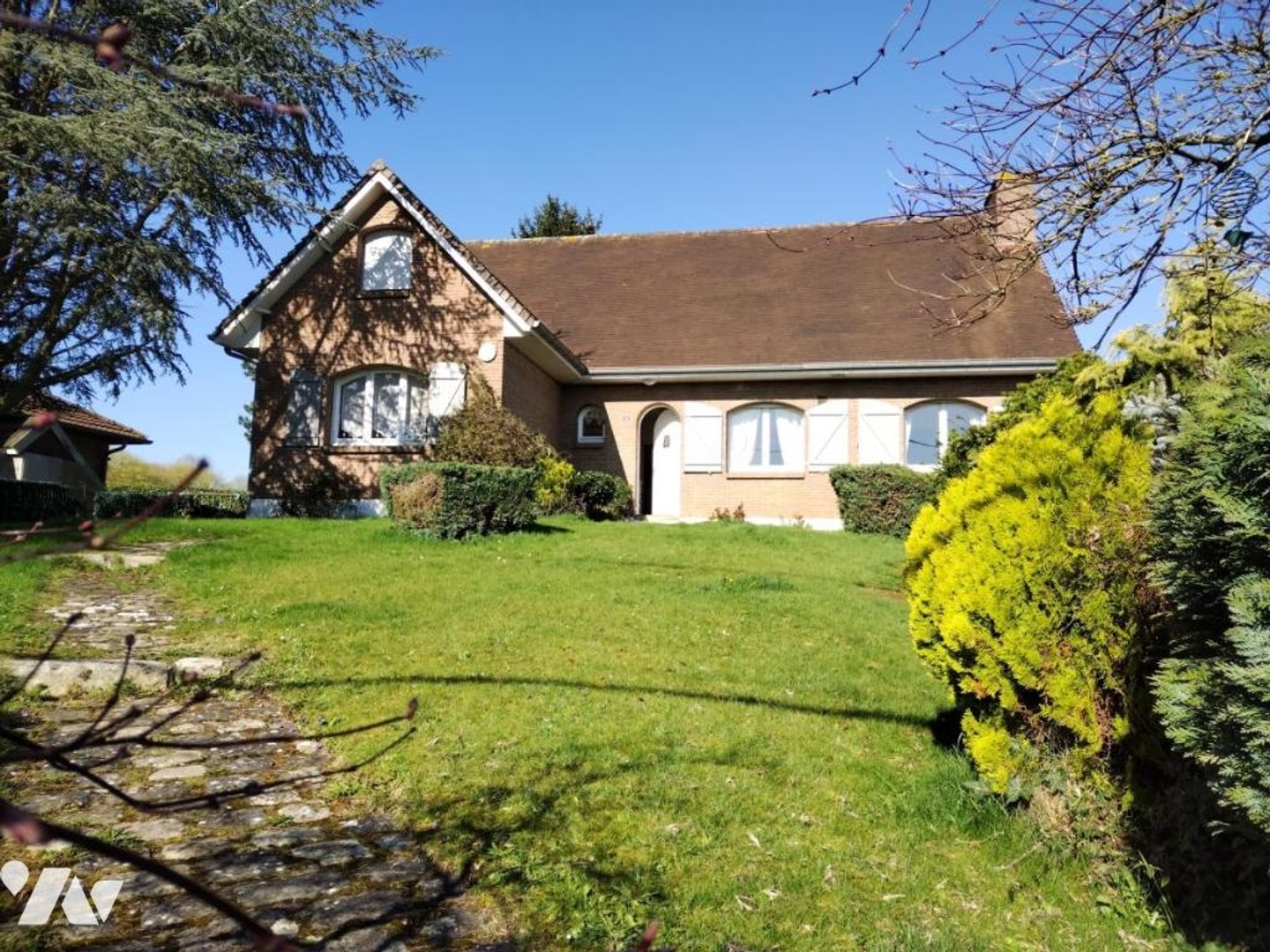 Maison 8 pièces 145 m²