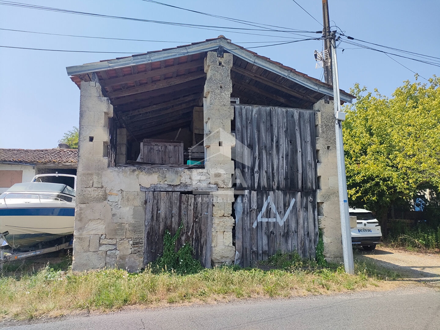 Maison à vendre à Saugon - 10 pièces, 137 m², terrain 724 m²
