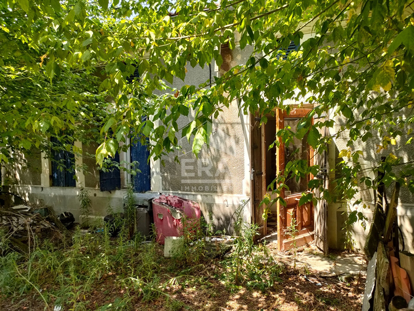 Maison à vendre - 10 pièces - 137m2 - Saugon (33920)