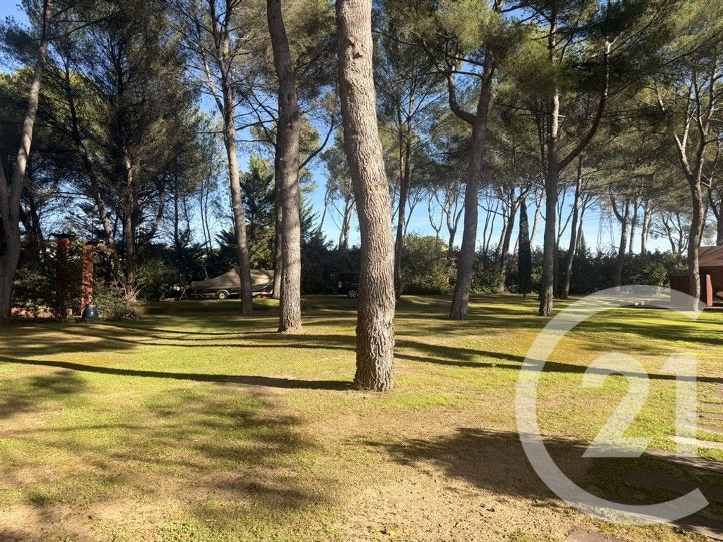 Terrain 160 m²