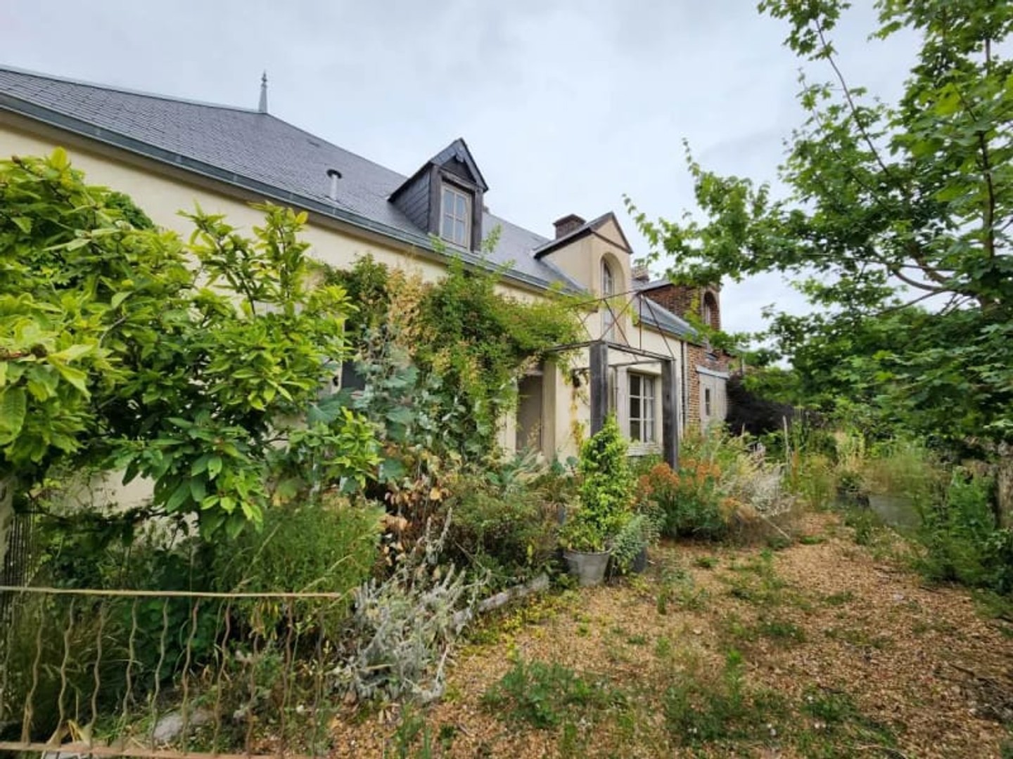 Maison 9 pièces 203 m²