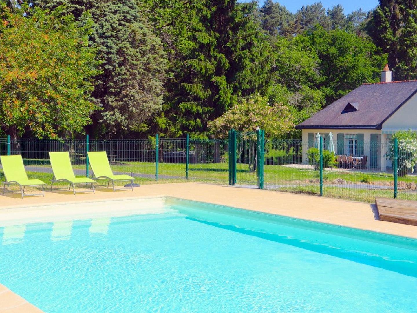 Maison à vendre - 7 pièces - 172m2 - La Breille-Les-Pins (49390)
