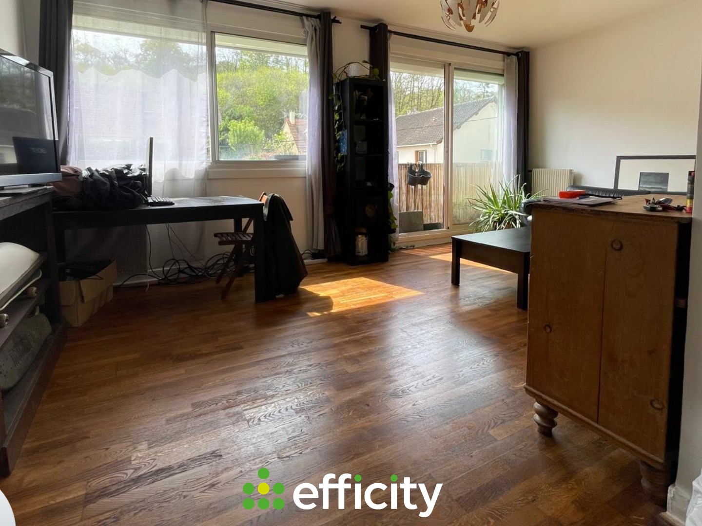 Appartement à vendre - 4 pièces - 74m2 - Saint-Cyr-L'école (78210)