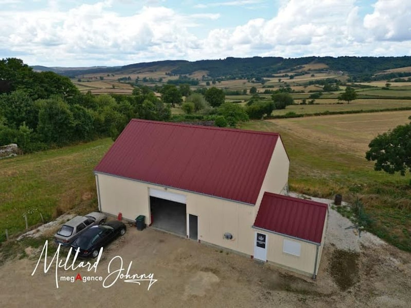 Terrain 815 m²