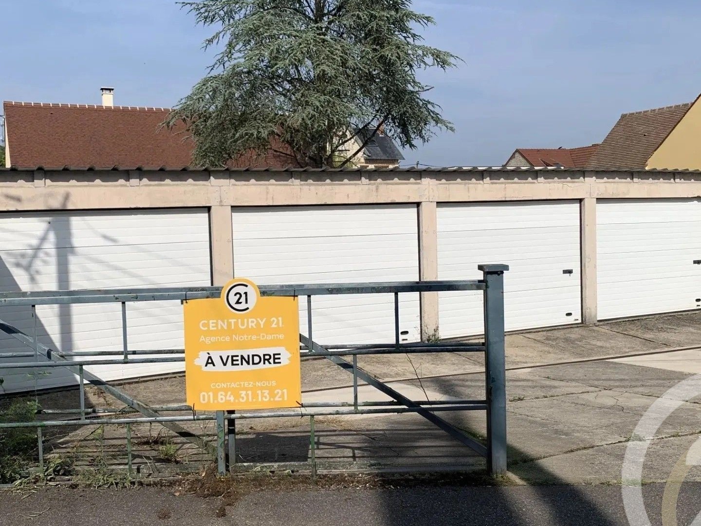 Parking 76 m²
