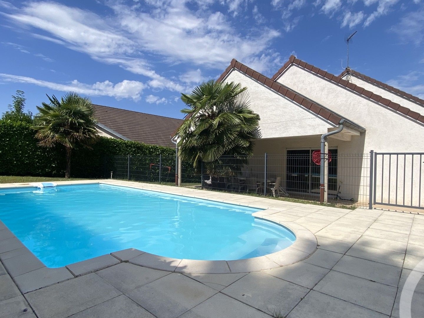 Maison à vendre - 5 pièces - 117m2 - Dole (39100)