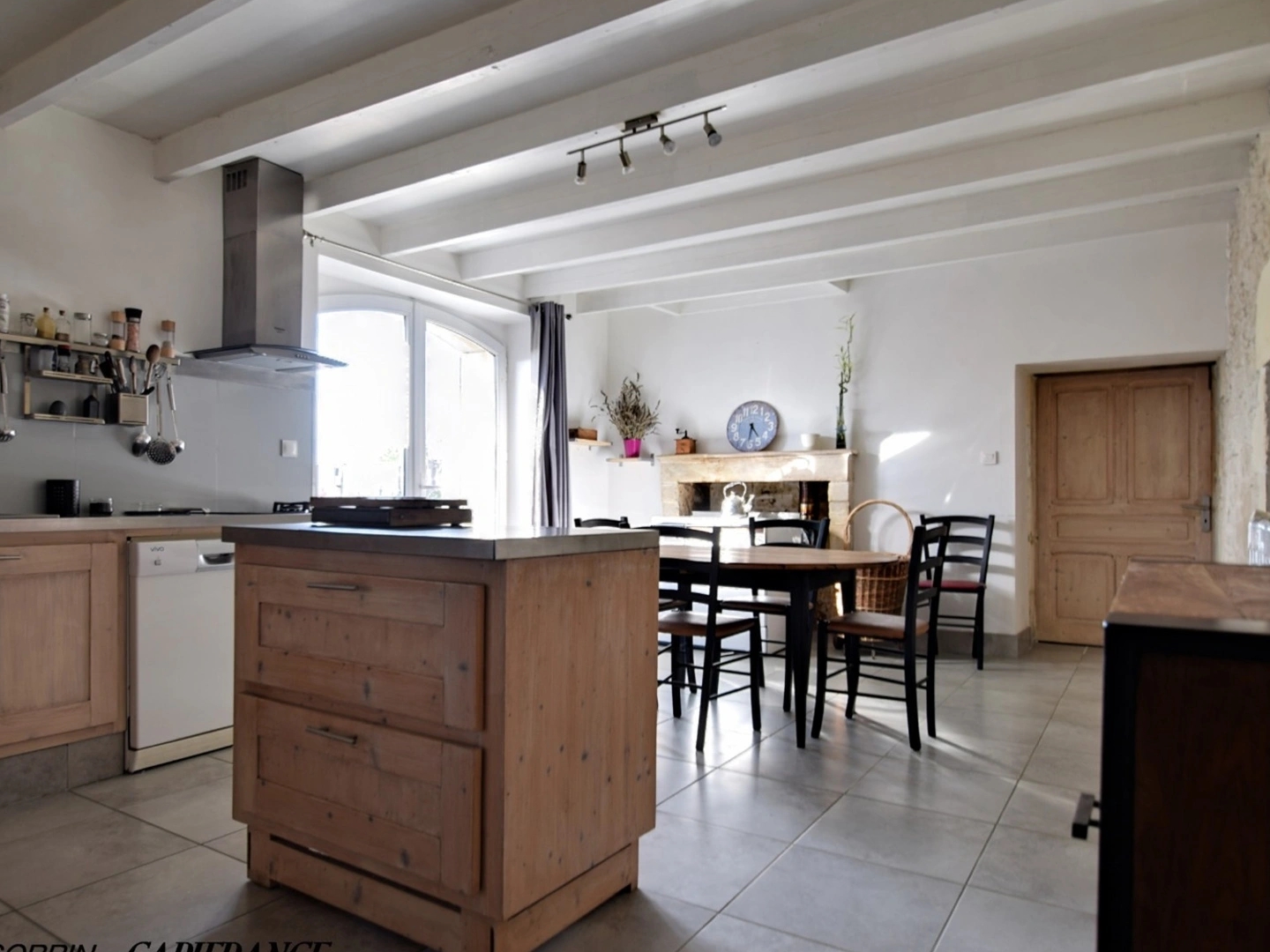 Maison à vendre - 6 pièces - 156m2 - Trizay (17250)