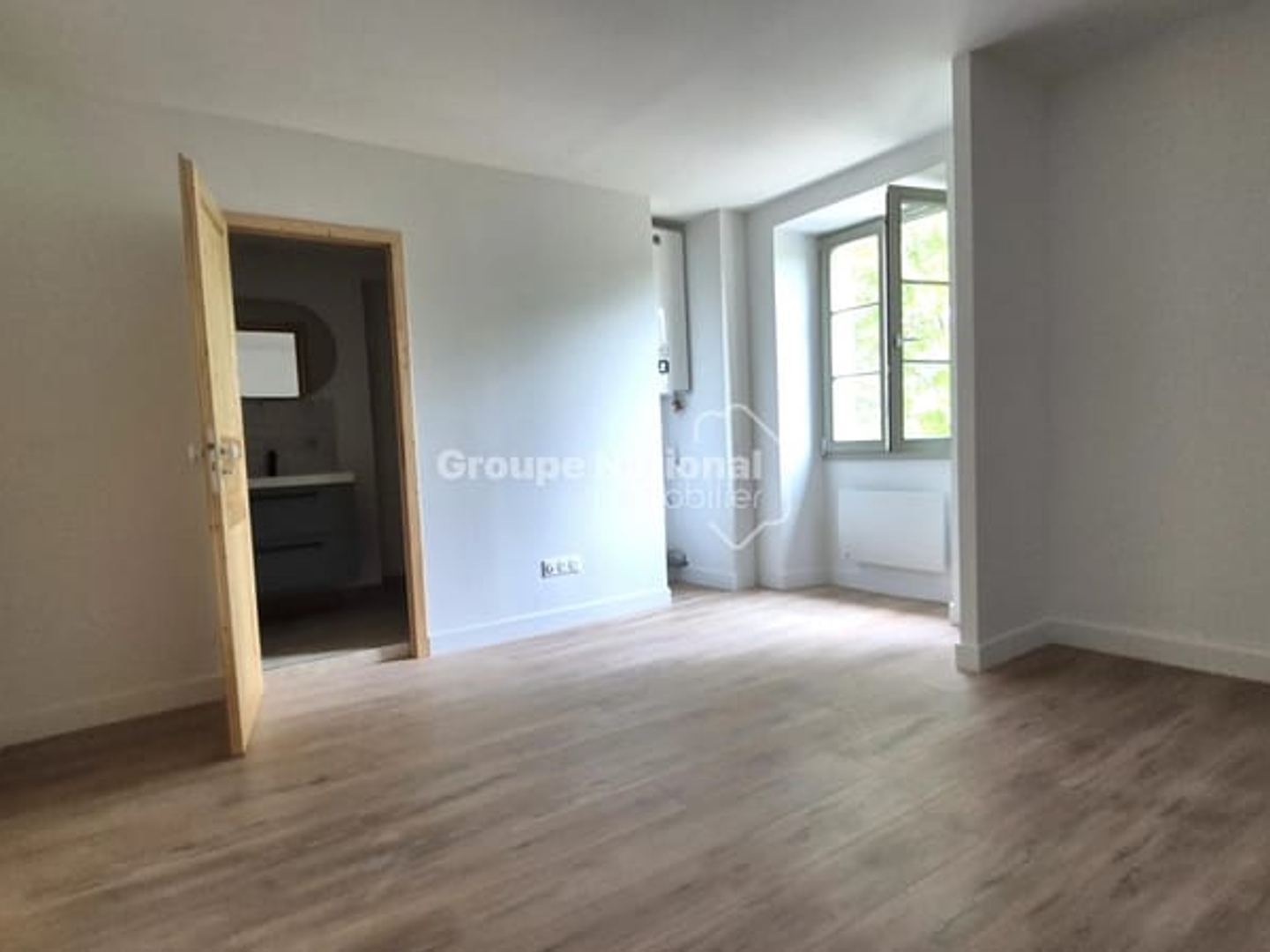 Appartement à vendre - 2 pièces - 37m2 - Saint-Didier (84210)