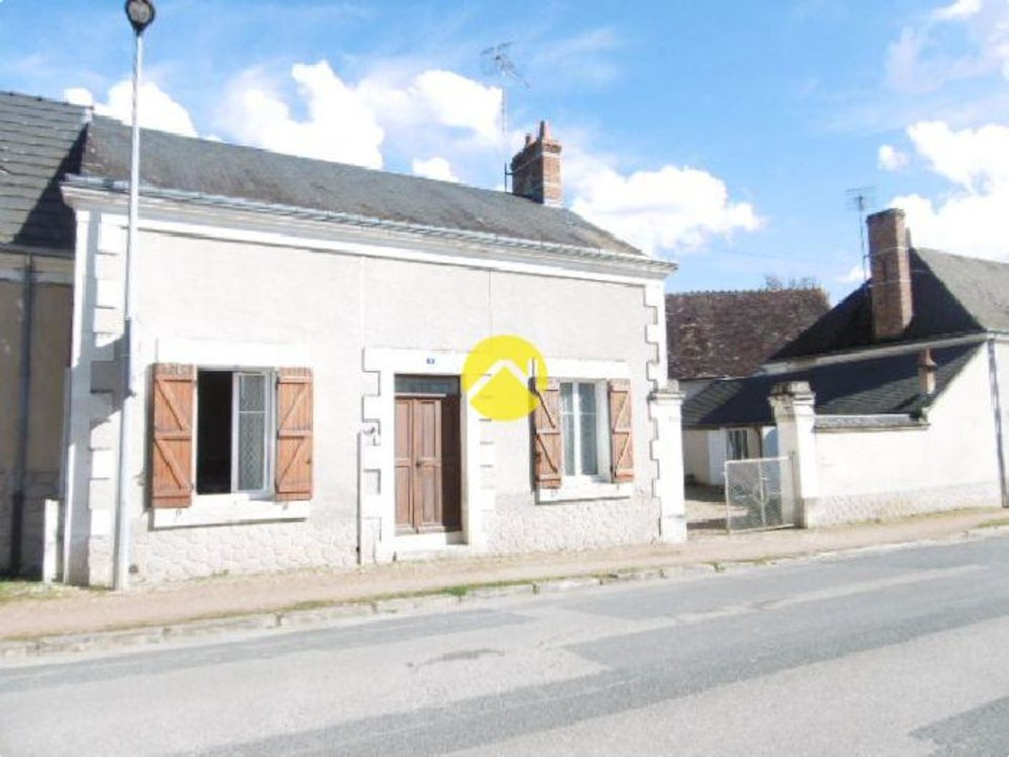 Magasin à vendre - 8 pièces - 280m2 - Mézières-En-Brenne (36290)