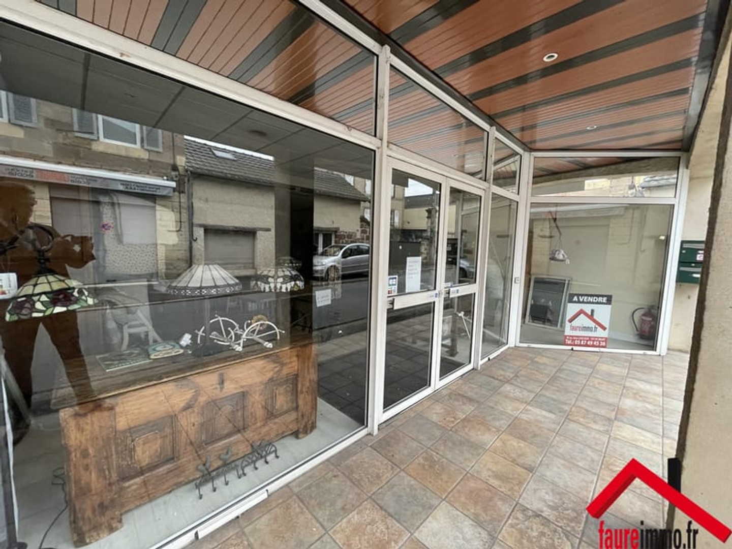 Locaux à vendre - 1 pièce - 121m2 - Objat (19130)