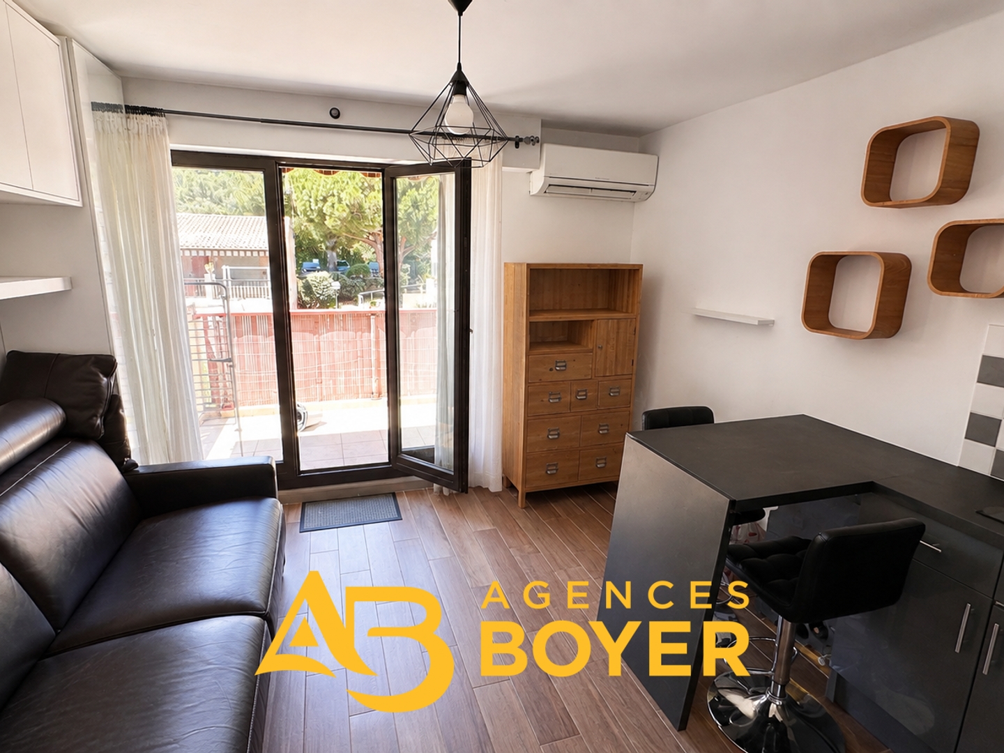 Appartement à vendre - 1 pièce - 19m2 - Bandol (83150)