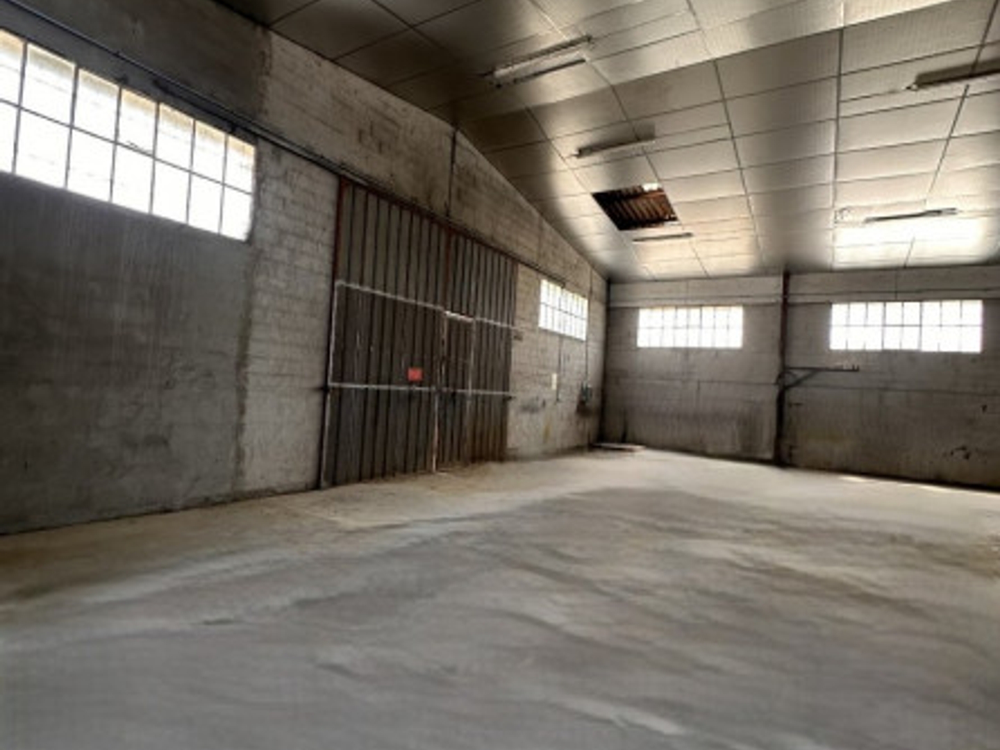 Locaux à vendre - 650m2 - Portet-Sur-Garonne (31120)