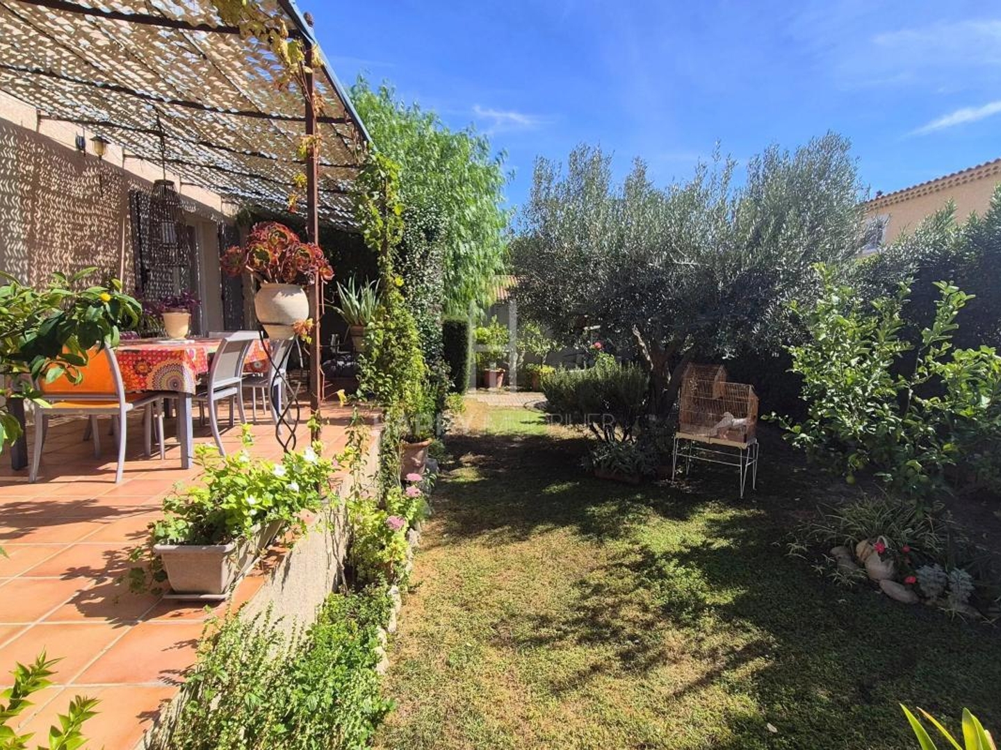 Maison à vendre - 7 pièces - 140m2 - Saint-Rémy-De-Pro... (13210)