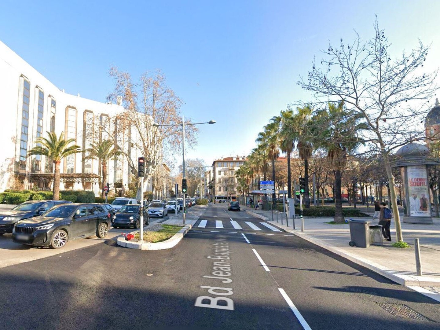 un niveau complet de stationnements en sous-sol à NICE