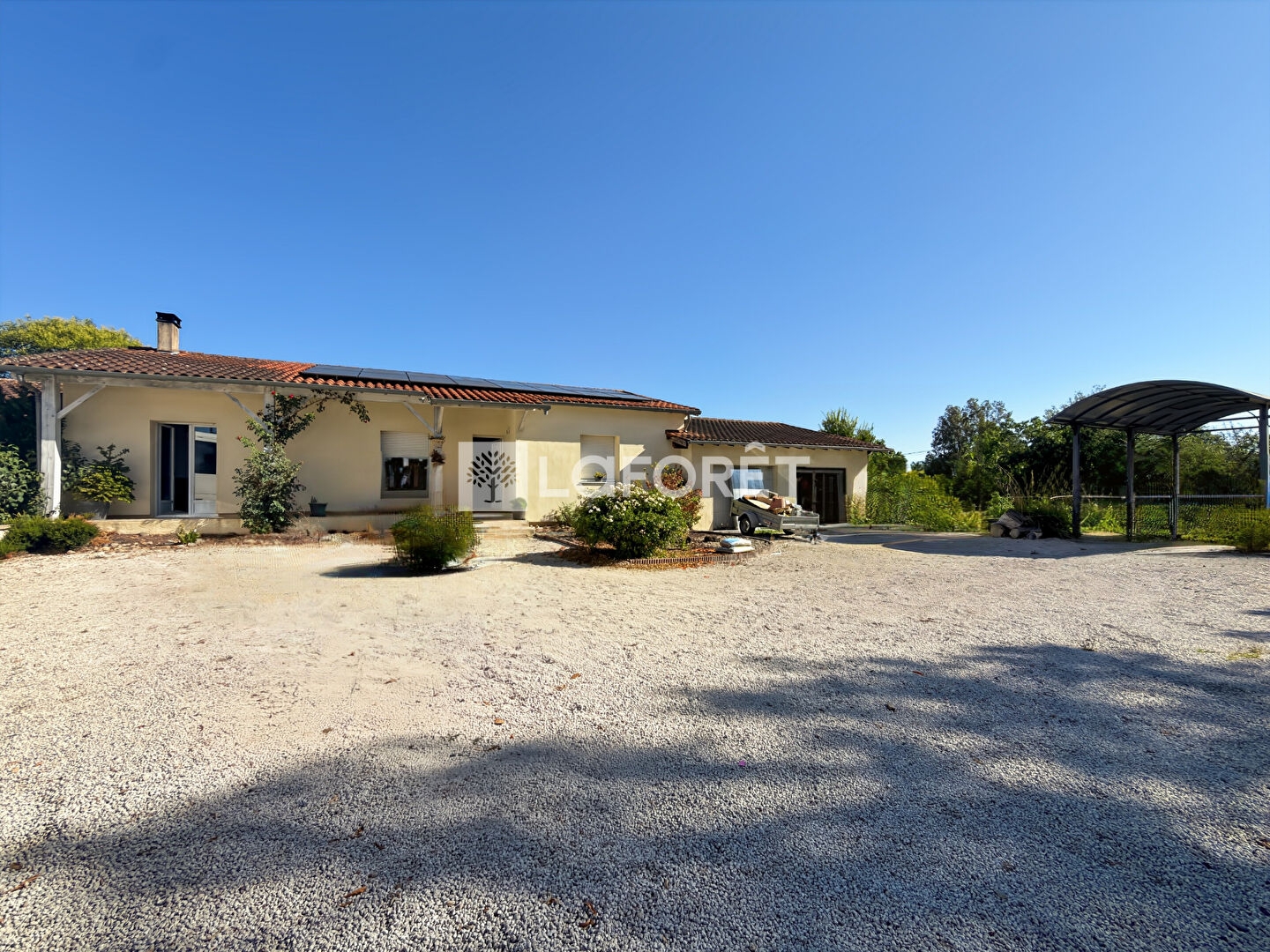 Maison à vendre - 5 pièces - 160m2 - La Ville-Dieu-Du-... (82290)