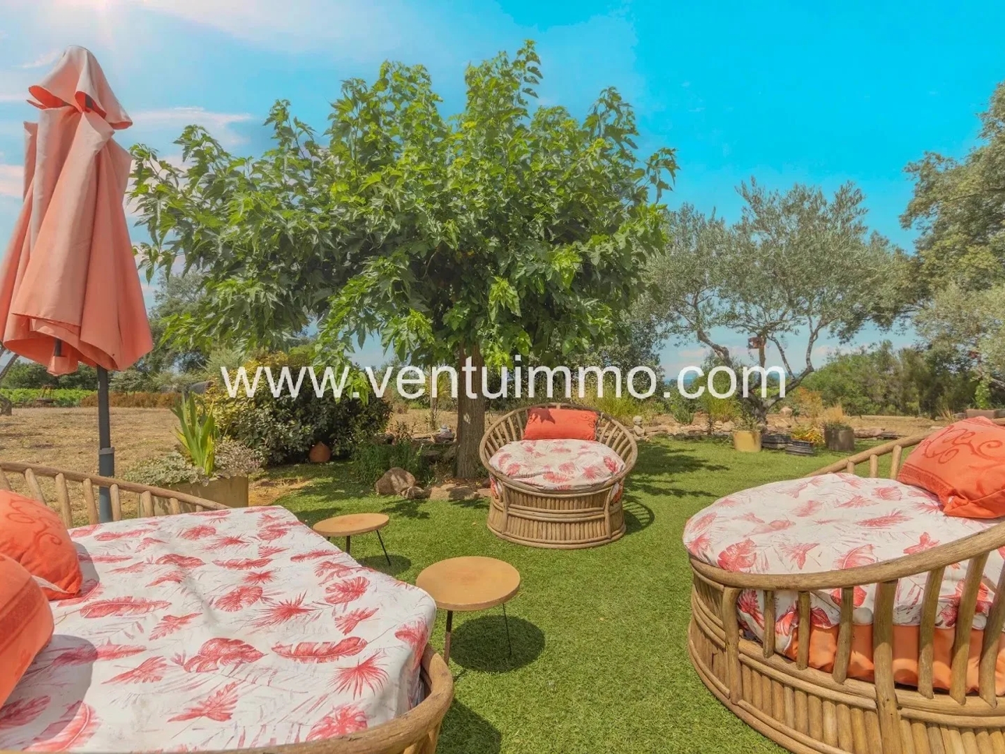 Terrain à vendre - 14400m2 - La Garde-Freinet (83680)