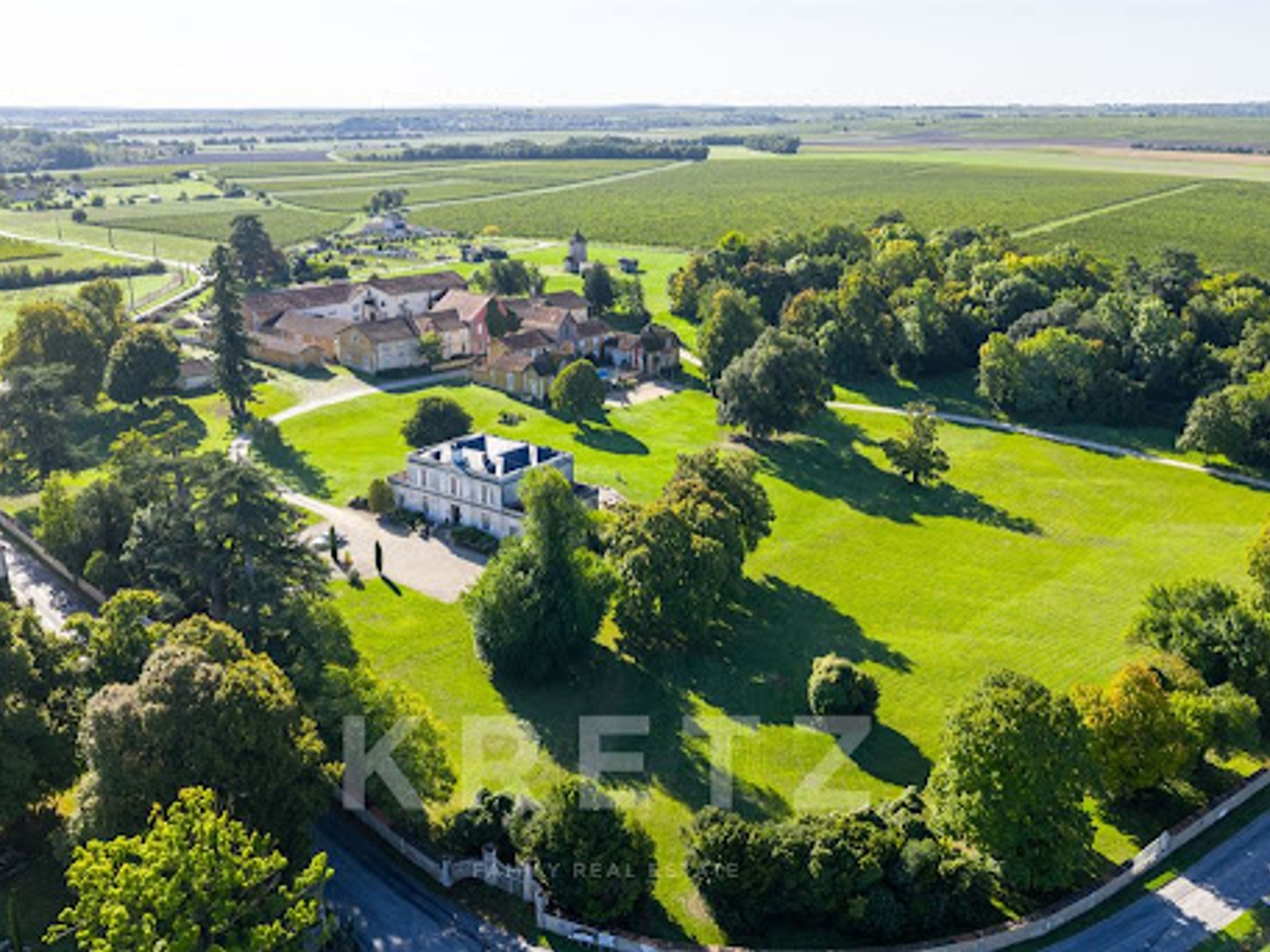 Château 16 pièces 1200 m²