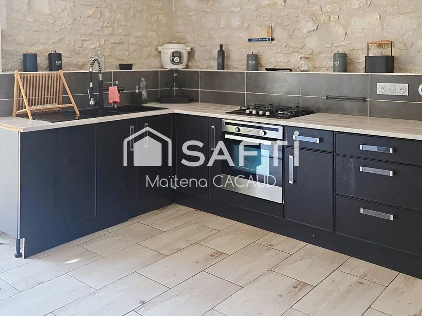 Maison à vendre - 3 pièces - 89m2 - Jarnac (16200)
