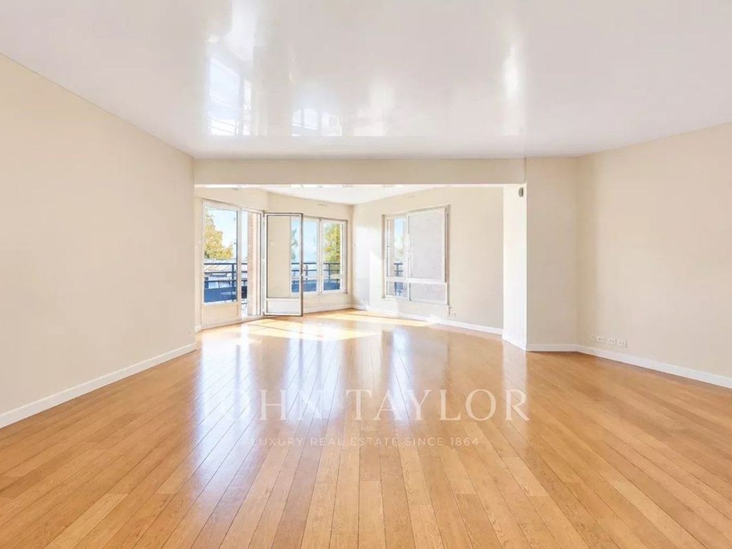 Appartement à vendre - 4 pièces - 90m2 - Paris 16e (75016)