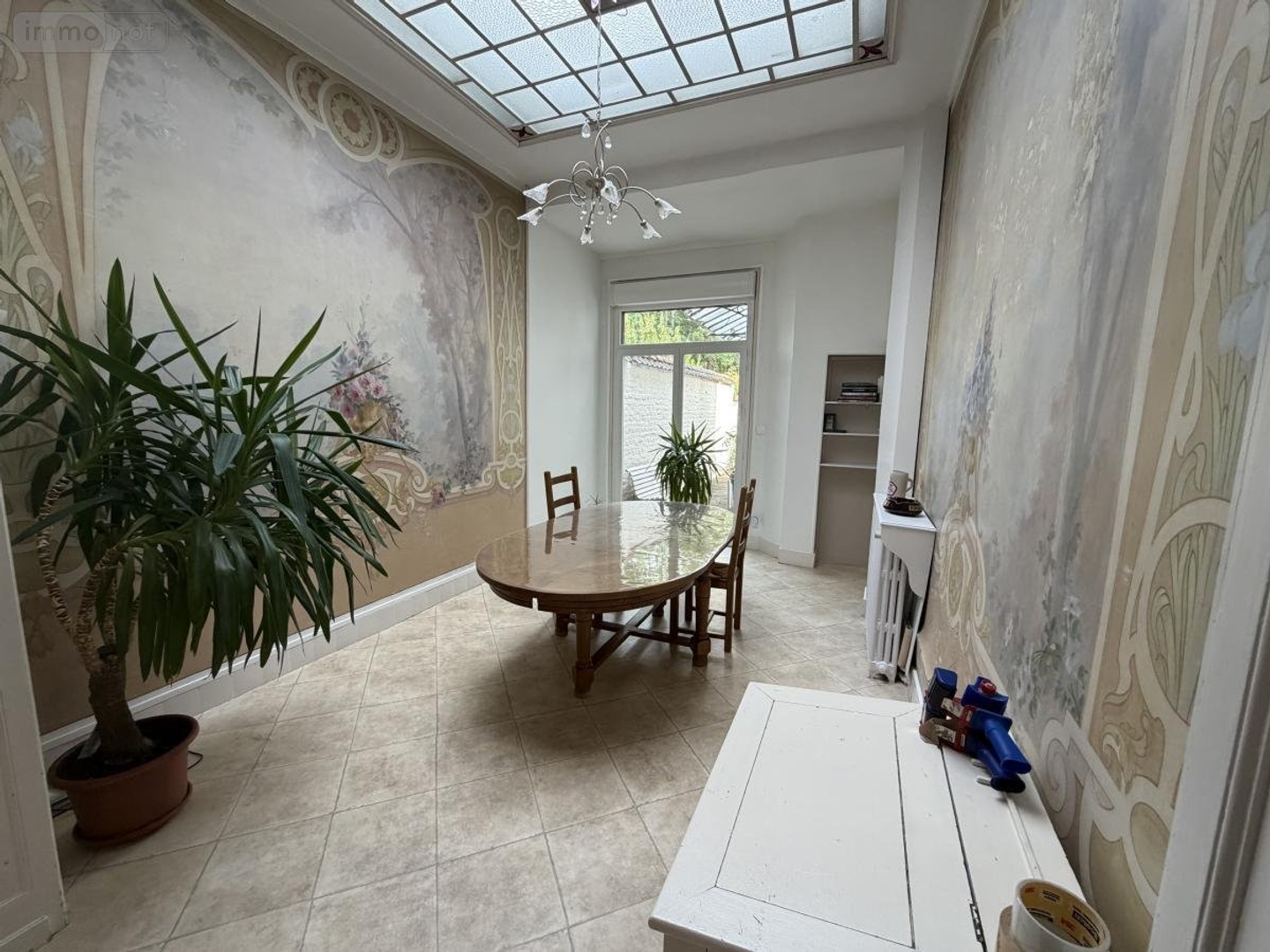 Maison 7 pièces 174 m²