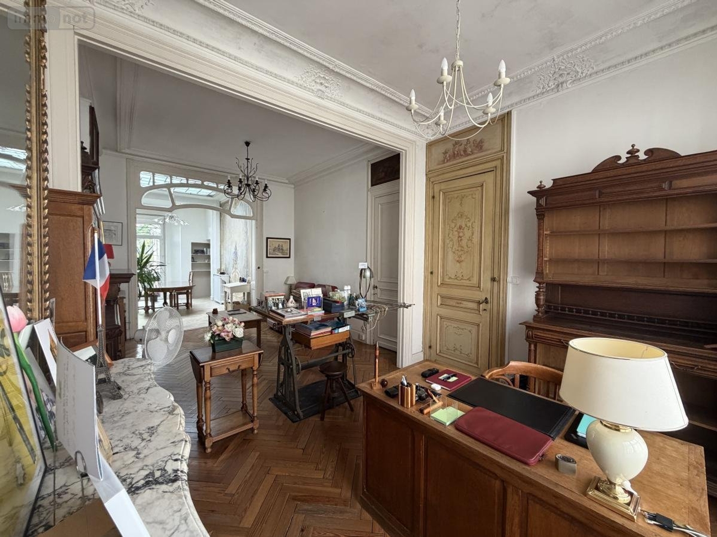 Maison à vendre - 7 pièces - 174m2 - Croix (59170)