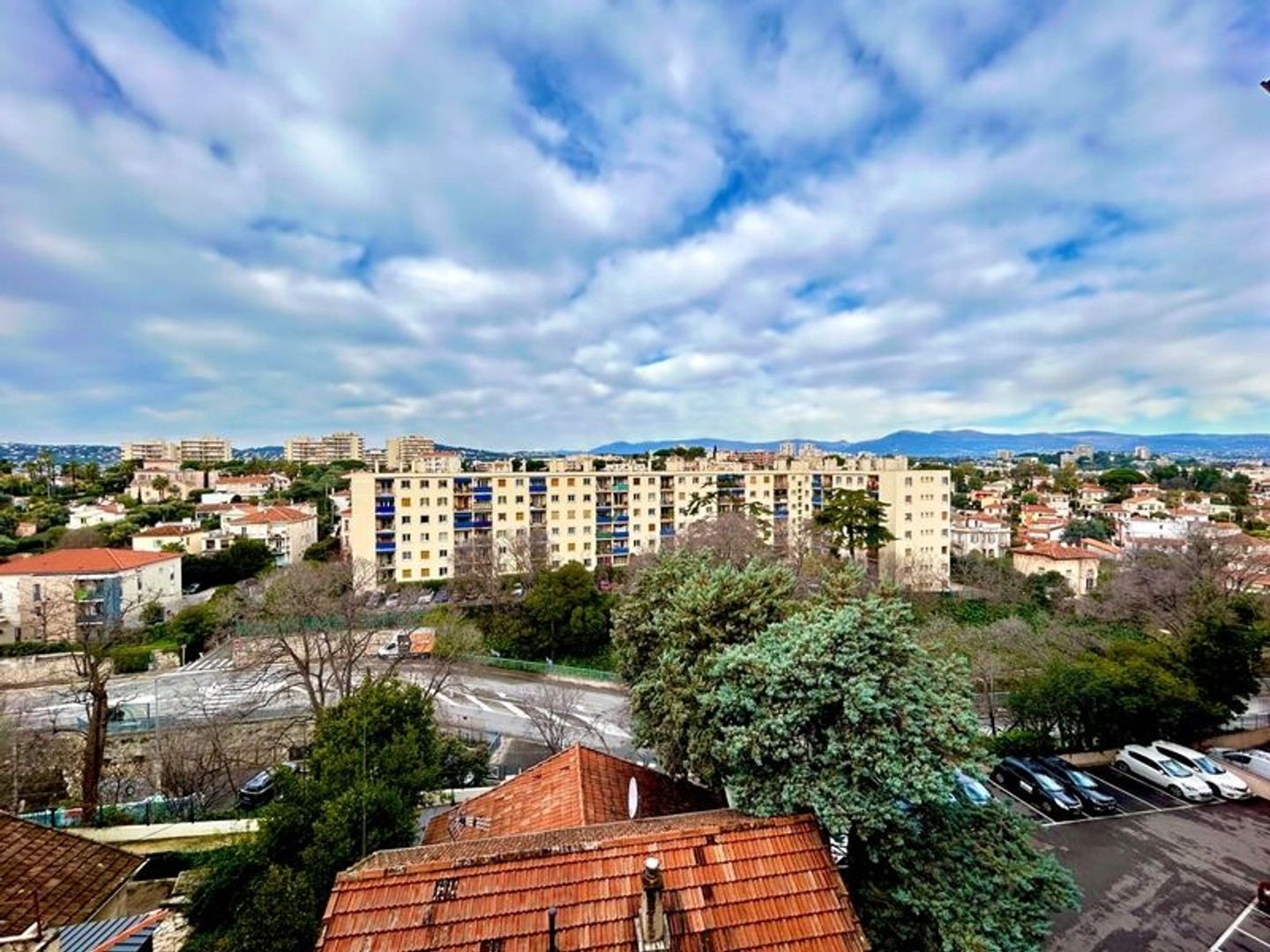 Antibes - Charming 2 Rooms with Parking and Panoramic View of...