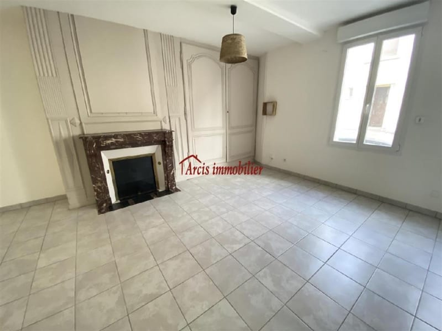 Maison à vendre - 4 pièces - 103m2 - Arcis-Sur-Aube (10700)