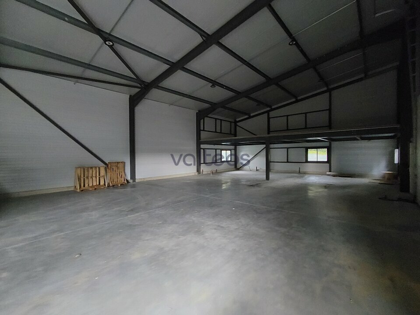 LOCAL D'ACTIVITE - ATELIER A VENDRE