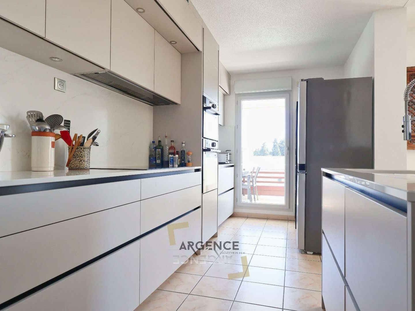Appartement à vendre - 6 pièces - 160m2 - Montpellier (34000)