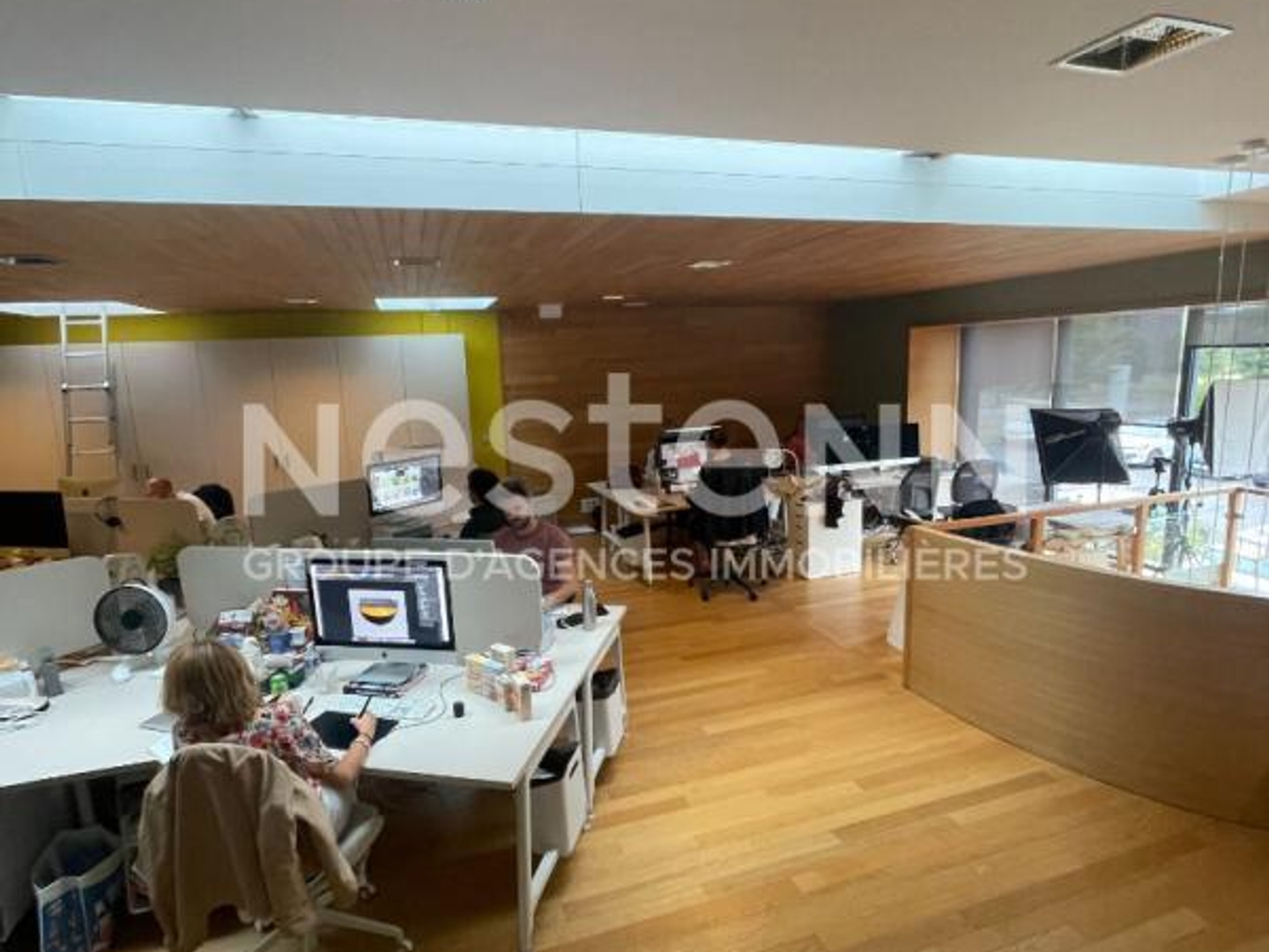 Bureaux Vannes 9 pièce(s) 256 m2