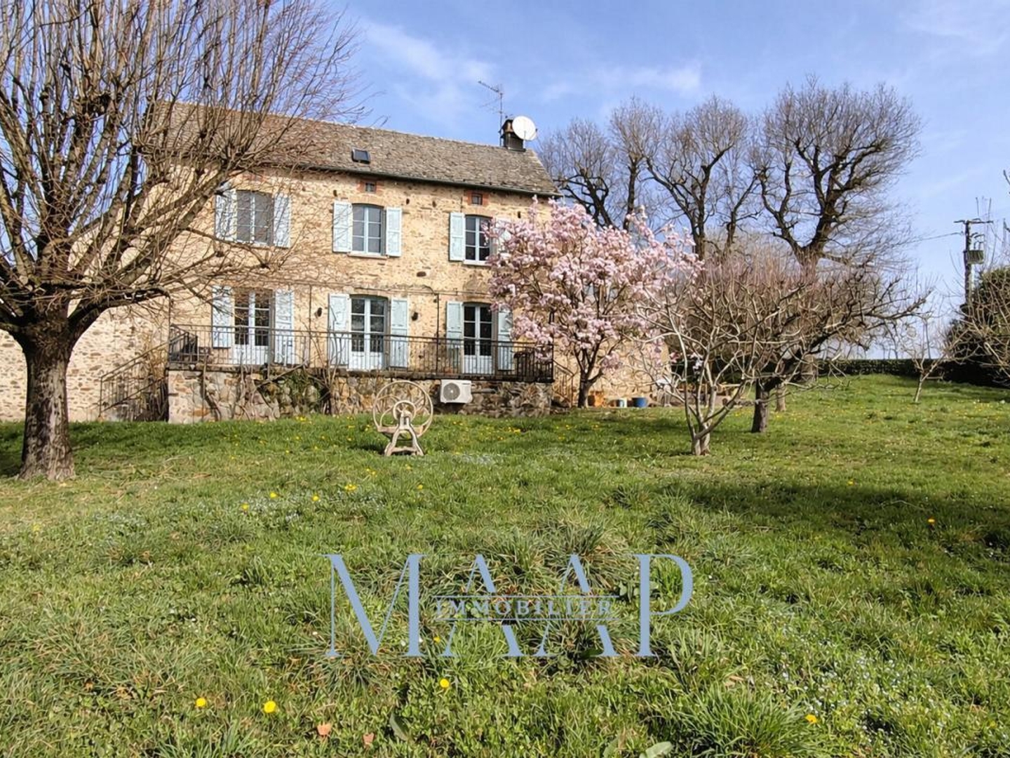 MAISON EN PIERRE 158m2