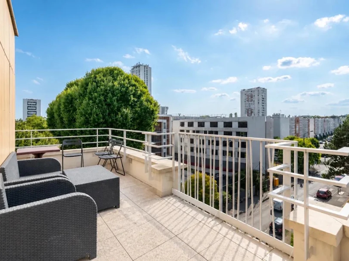 Appartement à vendre - 4 pièces - 80m2 - Enghien-Les-Bains (95880)
