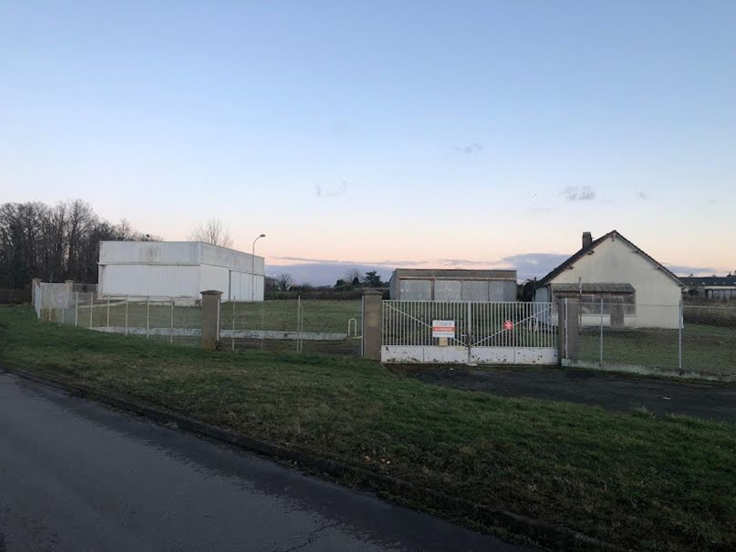 Terrain à vendre - 1800m2 - Vernouillet (28500)