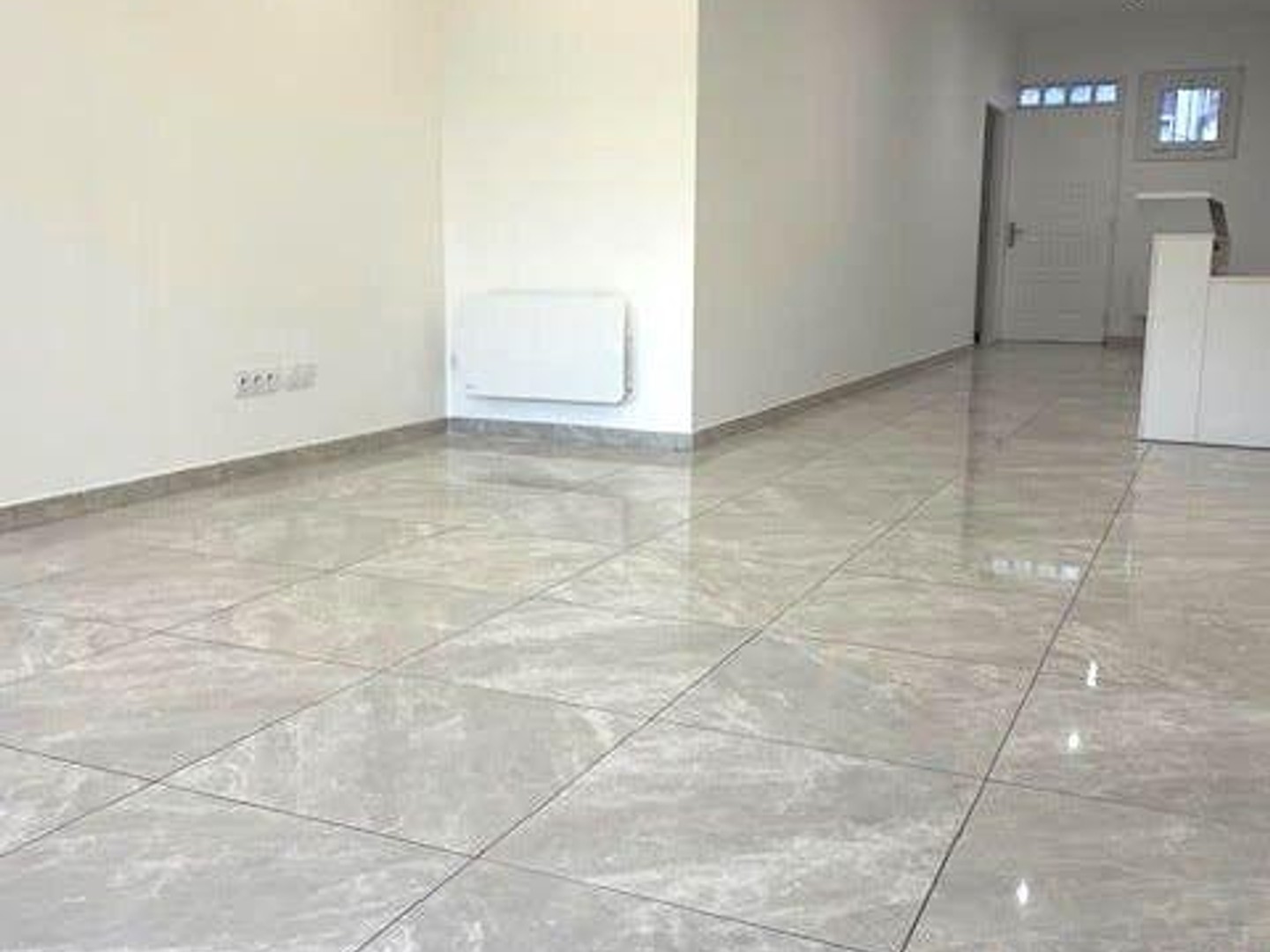 Immeuble commercial 1 pièce 43 m²